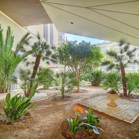 Ref 1389 - Center - For Rent *